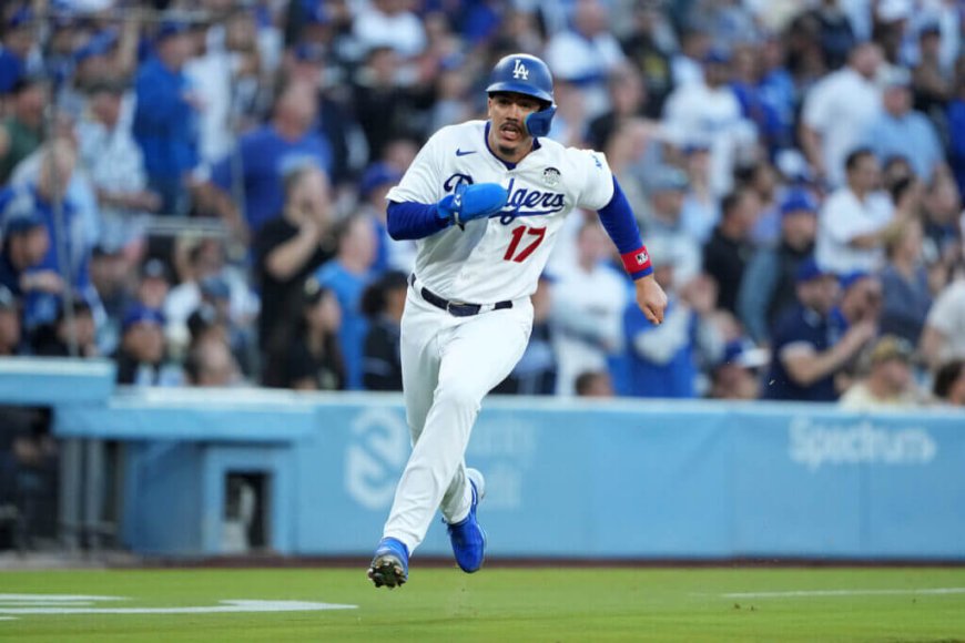 Dodgers option Miguel Vargas to minors: Who could fill in at second base?